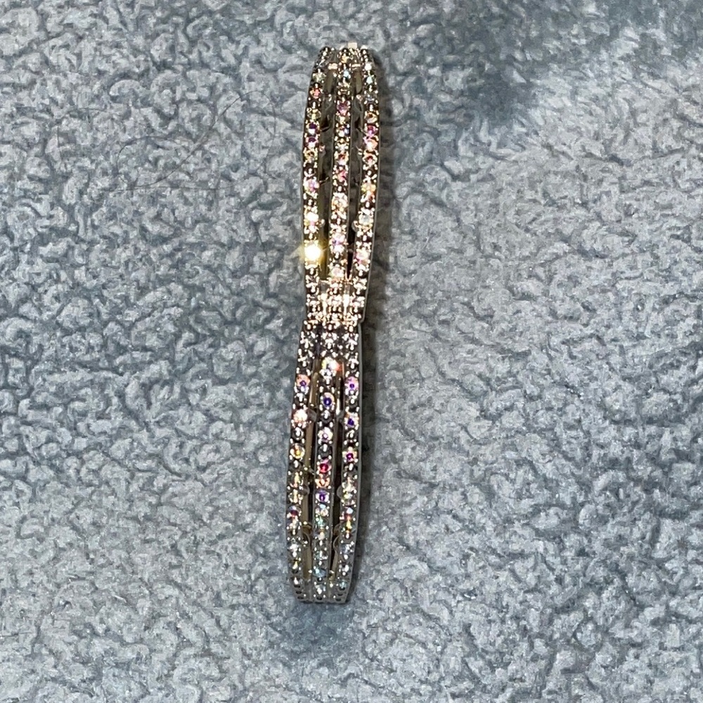 Paparazzi Iridescent crystal stretchy bracelet